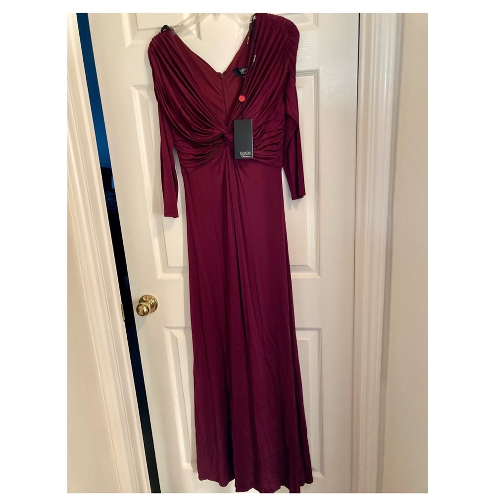🆕 NWT Tadashi Collection Long Burgundy Dress